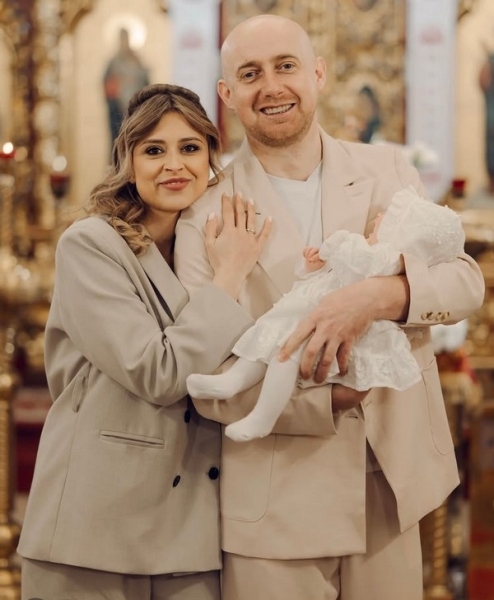 «Вітання!»: популярний комік вразив світлинами з церкви