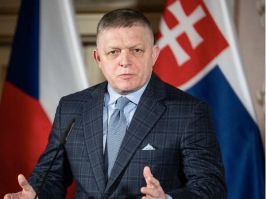 Фіцо везе путіну послання від Зеленського&nbsp;&mdash; ЗМІ