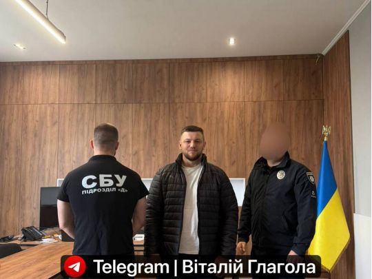 Поліція та СБУ прийшли з обшуком у ТЦК Ужгорода: що шукають (фото)