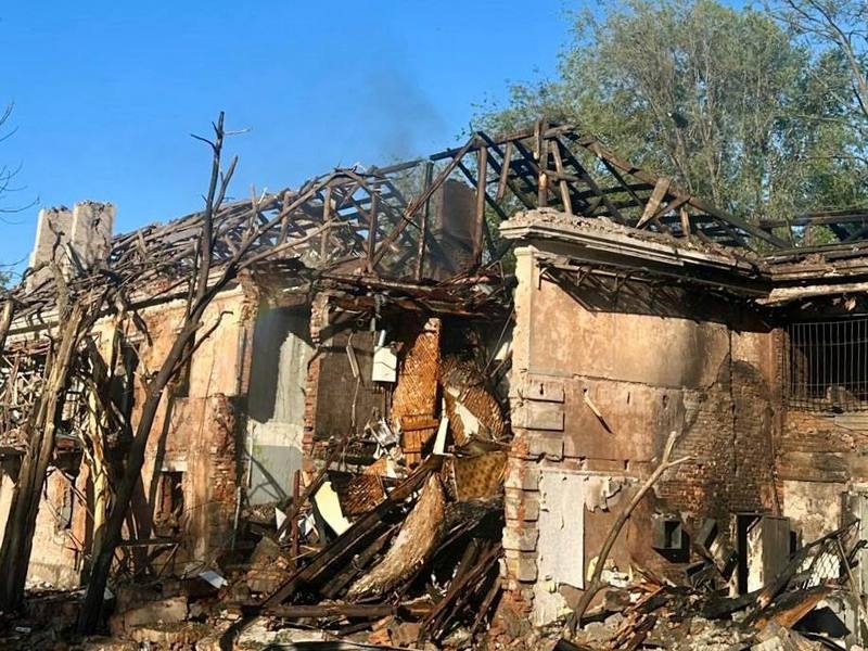Харків, Дніпро та Запоріжжя приходять до тями після комбінованої атаки росіян (фото, відео)