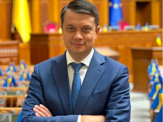 В партійному рейтингу «Розумна політика» Разумкова увійшла до групи лідерів і майже наздогнала ЄС Порошенка